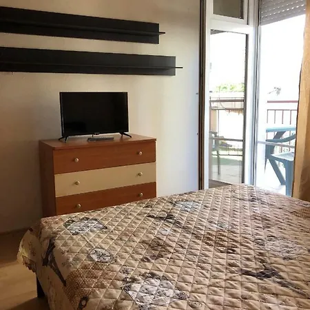 Dunav Apt.1 * רבדה